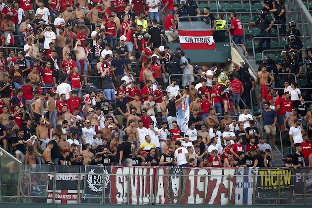 SEVILLE, SPAIN - SEPTEMBER 02:  Fans of Sevilla cheer prior to the La Liga match between Real Betis Balompie and Sevilla FC at Estadio Benito Villamarin on September 2, 2018 in Seville, Spain.  (Photo by Quality Sport Images/Getty Images)