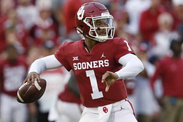 Oklahoma quarterback Kyler Murray (1) during an NCAA college football game between Army and Oklahoma in Norman, Okla., Saturday, Sept. 22, 2018. (AP Photo/Sue Ogrocki)