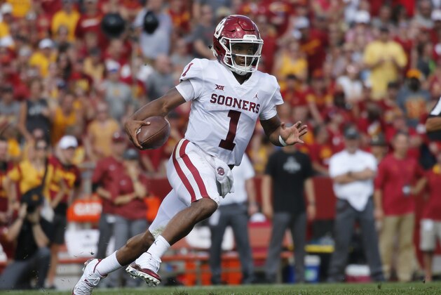 AMES, IA - SEPTEMBER 15: Quarterback Kyler Murray #1 of the Oklahoma Sooners runs the ball in the first half of play against the Iowa State Cyclones at Jack Trice Stadium on September 15, 2018 in Ames, Iowa. Oklahoma Sooners won 37-27 over the Iowa State Cyclones.(Photo by David K Purdy/Getty Images) AMES, IA - SEPTEMBER 15: Quarterback Kyler Murray #1 of the Oklahoma Sooners runs the ball in the first half of play against the Iowa State Cyclones at Jack Trice Stadium on September 15, 2018 in Ames, Iowa. Oklahoma Sooners won 37-27 over the Iowa State Cyclones.(Photo by David K Purdy/Getty Images)