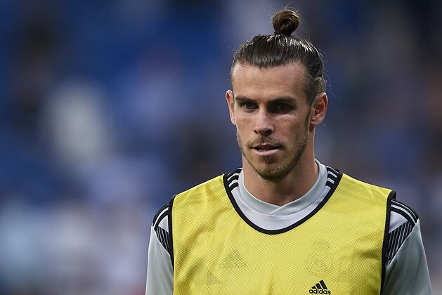 MADRID, SPAIN - SEPTEMBER 29:  Gareth Bale of Real Madrid warms up prior to the La Liga match between Real Madrid CF and Club Atletico de Madrid at Estadio Santiago Bernabeu on September 29, 2018 in Madrid, Spain.  (Photo by Quality Sport Images/Getty Images)