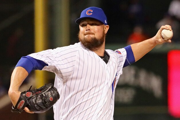 CHICAGO, IL - SEPTEMBER 27:  Starting pitcher Jon Lester #34 of the Chicago Cubs delivers the ball against the Pittsburgh Pirates at Wrigley Field on September 27, 2018 in Chicago, Illinois.  (Photo by Jonathan Daniel/Getty Images)