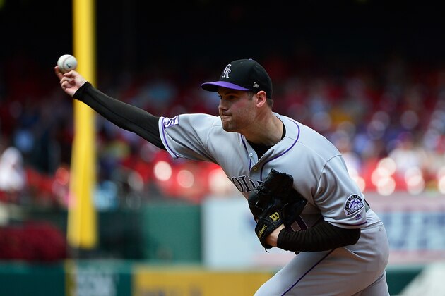 ST LOUIS, MO - AUGUST 02: Adam Ottavino #0 of the Colorado Rockies pitches during the eighth inning against the St. Louis Cardinals at Busch Stadium on August 2, 2018 in St Louis, Missouri. (Photo by Jeff Curry/Getty Images)