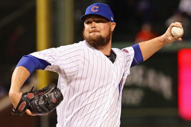 CHICAGO, IL - SEPTEMBER 27:  Starting pitcher Jon Lester #34 of the Chicago Cubs delivers the ball against the Pittsburgh Pirates at Wrigley Field on September 27, 2018 in Chicago, Illinois.  (Photo by Jonathan Daniel/Getty Images)