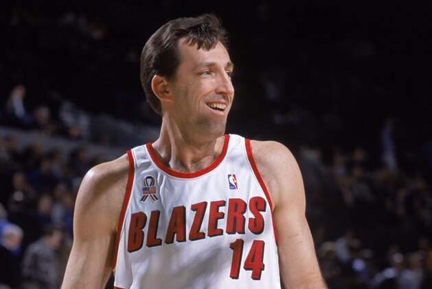 21 Feb 2002:  Center Chris Dudley #14 of the Portland Trail Blazers smiles during the NBA game against the Atlanta Hawks at the Rose Garden in Portland, Oregon.  The Trail Blazers defeated the Hawks 94-79.\ NOTE TO USER: User expressly acknowledges and agrees that, by downloading and/or using this Photograph, User is consenting to the terms and conditions of the Getty Images License Agreement.\ Mandatory copyright notice: Copyright 2002 NBAE\ Mandatory Credit: Sam Forencich/NBAE/Getty Images