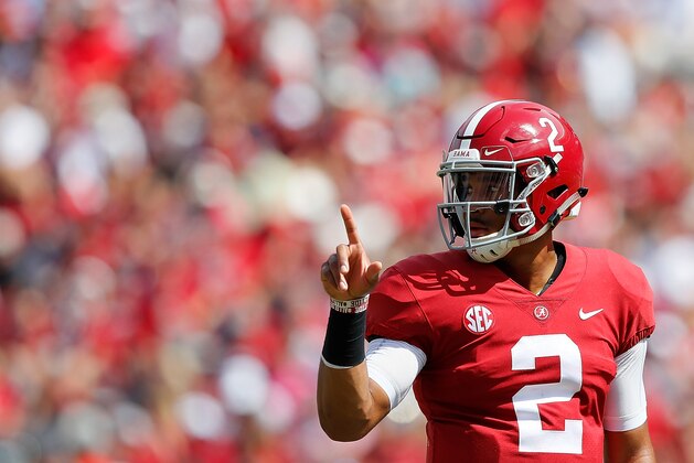 TUSCALOOSA, AL - SEPTEMBER 29:  Jalen Hurts #2 of the Alabama Crimson Tide looks to the sidelines for the play call against the Louisiana Ragin Cajuns at Bryant-Denny Stadium on September 29, 2018 in Tuscaloosa, Alabama.  (Photo by Kevin C. Cox/Getty Images)