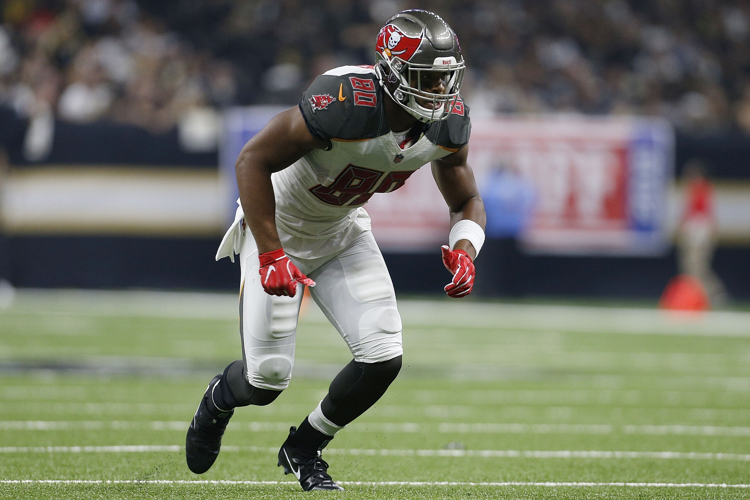 NEW ORLEANS, LA - SEPTEMBER 09: O.J. Howard #80 of the Tampa Bay Buccaneers runs during a game against the New Orleans Saints at the Mercedes-Benz Superdome on September 9, 2018 in New Orleans, Louisiana. (Photo by Jonathan Bachman/Getty Images) NEW ORLEANS, LA - SEPTEMBER 09: O.J. Howard #80 of the Tampa Bay Buccaneers runs during a game against the New Orleans Saints at the Mercedes-Benz Superdome on September 9, 2018 in New Orleans, Louisiana. (Photo by Jonathan Bachman/Getty Images)