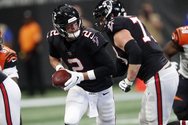 Atlanta Falcons quarterback Matt Ryan (2) works against the Cincinnati Bengals during the second half of an NFL football game, Sunday, Sept. 30, 2018, in Atlanta. (AP Photo/John Bazemore)