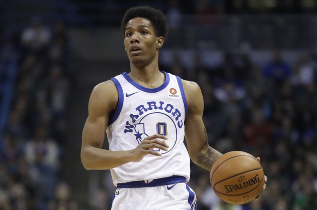 Golden State Warriors' Patrick McCaw dribbles during the first half of an NBA basketball game against the Milwaukee Bucks Friday, Jan. 12, 2018, in Milwaukee. (AP Photo/Morry Gash)
