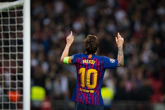 LONDON, ENGLAND - OCTOBER 03:  Lionel Messi of FC Barcelona celebrates scoring his side's fourth goal during the Group B match of the UEFA Champions League between Tottenham Hotspur and FC Barcelona at Wembley Stadium on October 3, 2018 in London, United Kingdom. (Photo by Craig Mercer/MB Media/Getty Images)