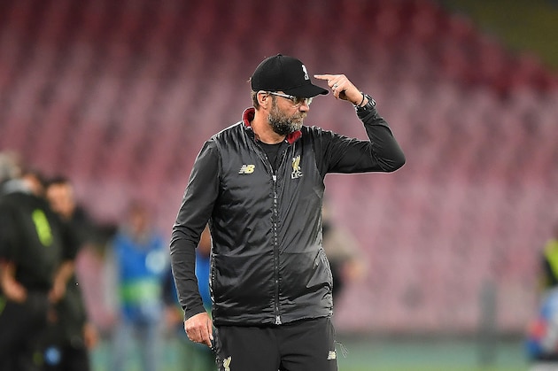 NAPLES, ITALY - OCTOBER 03:  Coach of Liverpool Jurgen Klopp gestures during the Group C match of the UEFA Champions League between SSC Napoli and Liverpool at Stadio San Paolo on October 3, 2018 in Naples, Italy.  (Photo by Francesco Pecoraro/Getty Images)