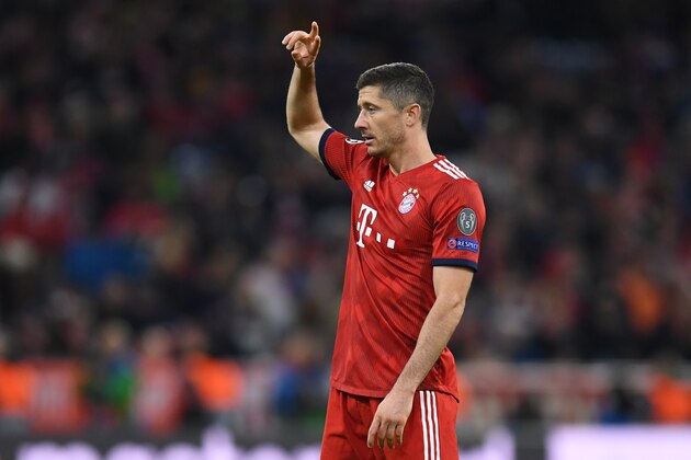 Bayern Munich's Polish striker Robert Lewandowski  gestures during the UEFA Champions League Group E football match between Bayern Munich and Ajax Amsterdam in Munich, southern Germany, on October 2, 2018. (Photo by Christof STACHE / AFP)        (Photo credit should read CHRISTOF STACHE/AFP/Getty Images)