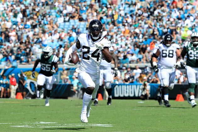 JACKSONVILLE, FL - SEPTEMBER 30:  T.J. Yeldon #24 of the Jacksonville Jaguars runs for yardage during the game against the New York Jets on September 30, 2018 in Jacksonville, Florida.  (Photo by Sam Greenwood/Getty Images)