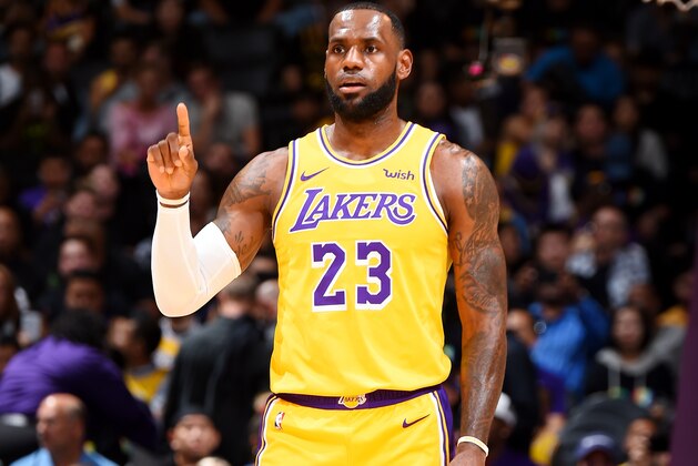 LOS ANGELES, CA - OCTOBER 4:  LeBron James #23 of the Los Angeles Lakers looks on against the Sacramento Kings during a pre-season game on October 4, 2018 at STAPLES Center in Los Angeles, California. NOTE TO USER: User expressly acknowledges and agrees that, by downloading and/or using this Photograph, user is consenting to the terms and conditions of the Getty Images License Agreement. Mandatory Copyright Notice: Copyright 2018 NBAE (Photo by Andrew D. Bernstein/NBAE via Getty Images)