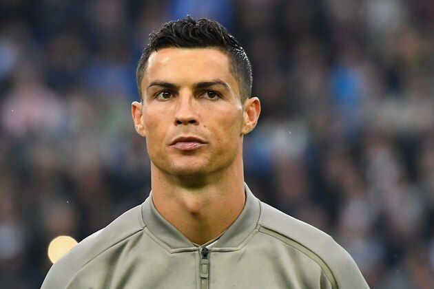UDINE, ITALY - OCTOBER 06:  Cristiano Ronaldo of Juventus  looks on during the Serie A match between Udinese and Juventus at Stadio Friuli on October 6, 2018 in Udine, Italy.  (Photo by Alessandro Sabattini/Getty Images)