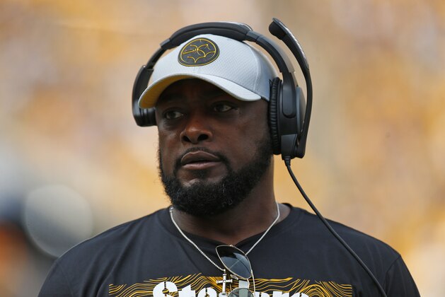 PITTSBURGH, PA - AUGUST 25:  Head coach Mike Tomlin of the Pittsburgh Steelers in action against the Tennessee Titans during a preseason game on August 25, 2018 at Heinz Field in Pittsburgh, Pennsylvania.  (Photo by Justin K. Aller/Getty Images)