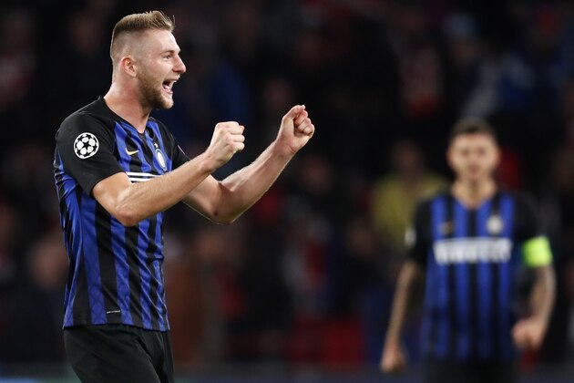 EINDHOVEN, NETHERLANDS - OCTOBER 3: Milan Skriniar of Internazionale during the UEFA Champions League  match between PSV v Internazionale at the Philips Stadium on October 3, 2018 in Eindhoven Netherlands (Photo by Edwin van Zandvoort/Soccrates/Getty Images)