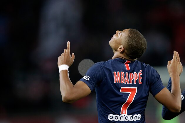 PARIS, FRANCE - OCTOBER 7: Kylian Mbappe of Paris Saint Germain during the French League 1  match between Paris Saint Germain v Olympique Lyon at the Parc des Princes on October 7, 2018 in Paris France (Photo by Jeroen Meuwsen/Soccrates/Getty Images)