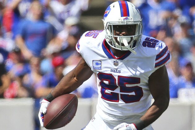 Buffalo Bills' LeSean McCoy runs the ball during the first half of an NFL football game against the Los Angeles Chargers, Sunday, Sept. 16, 2018, in Orchard Park, N.Y. (AP Photo/Rich Barnes)