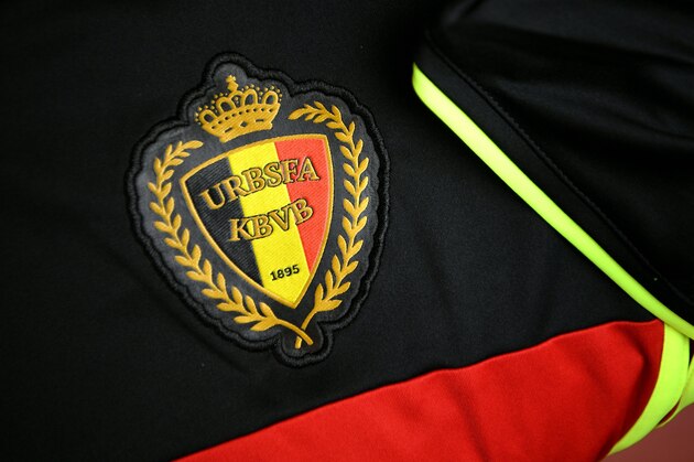 A picture taken on April 21, 2016 in Paris, shows the jersey of the Belgium national football team for the UEFA Euro 2016 European football championships.  / AFP / FRANCK FIFE        (Photo credit should read FRANCK FIFE/AFP/Getty Images)