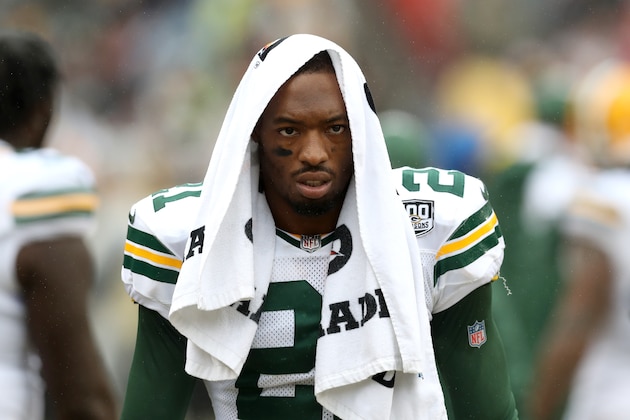 LANDOVER, MD - SEPTEMBER 23: Ha Ha Clinton-Dix #21 of the Green Bay Packers looks on against the Washington Redskins at FedExField on September 23, 2018 in Landover, Maryland. (Photo by Rob Carr/Getty Images)