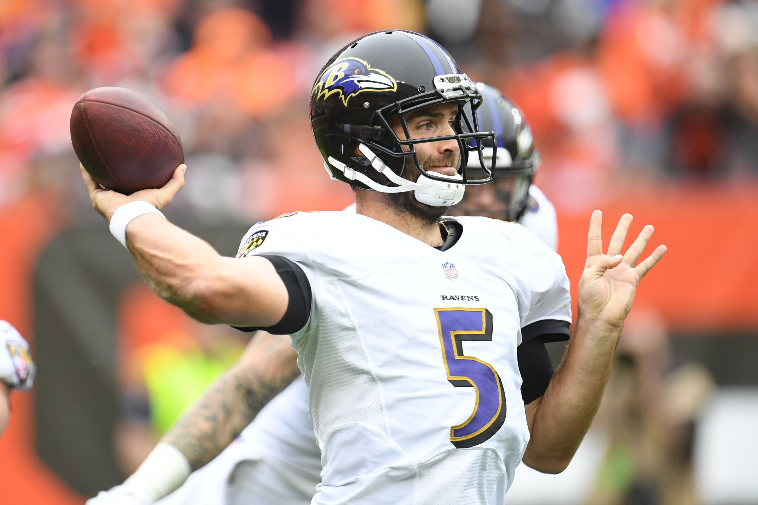 CLEVELAND, OH - OCTOBER 07: Joe Flacco #5 of the Baltimore Ravens throws a pass in the first half against the Cleveland Browns at FirstEnergy Stadium on October 7, 2018 in Cleveland, Ohio. (Photo by Jason Miller/Getty Images)