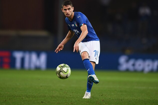 GENOA, ITALY - OCTOBER 10:  Jorginho of Italy in action during the International Friendly match between Italy and Ukraine on October 10, 2018 in Genoa, Italy.  (Photo by Claudio Villa/Getty Images)