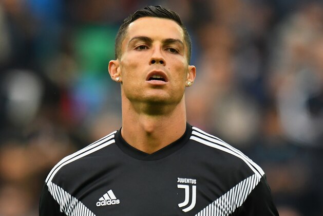 UDINE, ITALY - OCTOBER 06:  Cristiano Ronaldo of Juventus warms up before the Serie A match between Udinese and Juventus at Stadio Friuli on October 6, 2018 in Udine, Italy.  (Photo by Alessandro Sabattini/Getty Images)