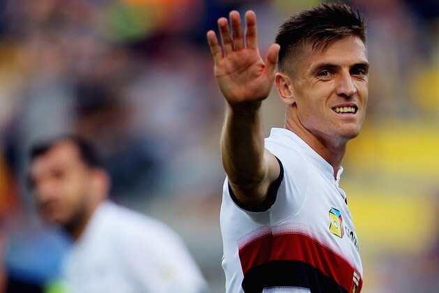 FROSINONE, ITALY - SEPTEMBER 30:  Krzysztof Piatek reacts during the Serie A match between Frosinone Calcio and Genoa CFC at Stadio Benito Stirpe on September 30, 2018 in Frosinone, Italy.  (Photo by Paolo Bruno/Getty Images)