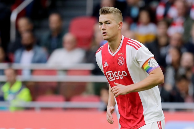 AMSTERDAM, NETHERLANDS - OCTOBER 7: Matthijs de Ligt of Ajax  during the Dutch Eredivisie  match between Ajax v AZ Alkmaar at the Johan Cruijff Arena on October 7, 2018 in Amsterdam Netherlands (Photo by Ed van de Pol/Soccrates/Getty Images)
