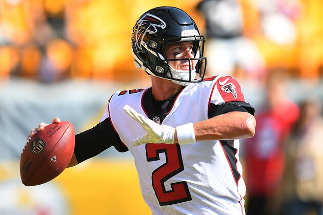 PITTSBURGH, PA - OCTOBER 07: Matt Ryan #2 of the Atlanta Falcons warms up before the game against the Pittsburgh Steelers at Heinz Field on October 7, 2018 in Pittsburgh, Pennsylvania. (Photo by Joe Sargent/Getty Images)