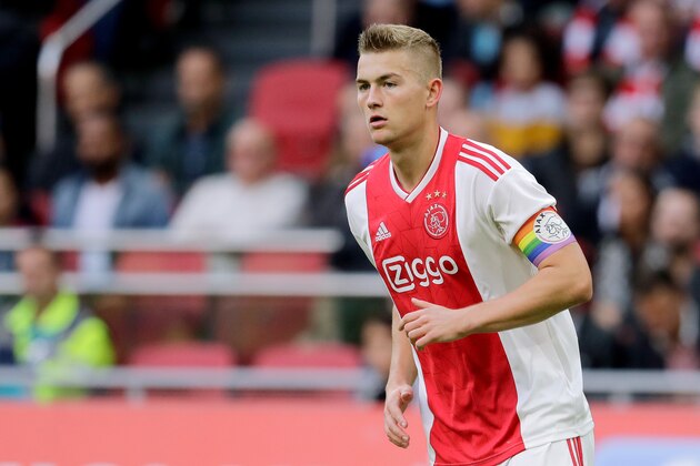 AMSTERDAM, NETHERLANDS - OCTOBER 7: Matthijs de Ligt of Ajax  during the Dutch Eredivisie  match between Ajax v AZ Alkmaar at the Johan Cruijff Arena on October 7, 2018 in Amsterdam Netherlands (Photo by Ed van de Pol/Soccrates/Getty Images)