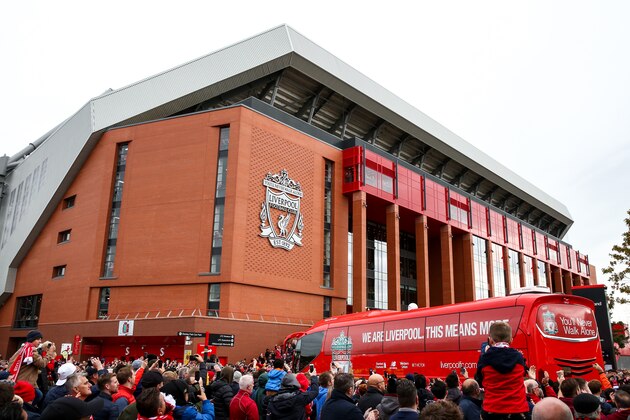 LIVERPOOL, ENGLAND - OCTOBER 07: A general eternal view of Anfield, the home stadium of Liverpool as the team bus arrives prior to the Premier League match between Liverpool FC and Manchester City at Anfield on October 7, 2018 in Liverpool, United Kingdom. (Photo by Robbie Jay Barratt - AMA/Getty Images)