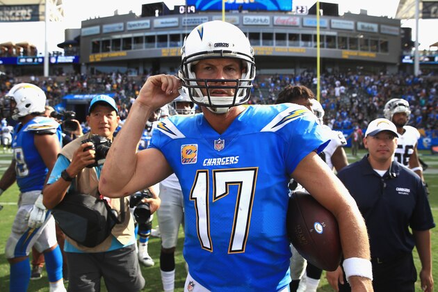 CARSON, CA - OCTOBER 07:  Philip Rivers #17 of the Los Angeles Chargers walks off the field after defeating the Oakland Raiders 26-10 in a game at StubHub Center on October 7, 2018 in Carson, California.  (Photo by Sean M. Haffey/Getty Images)