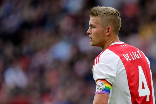 AMSTERDAM, NETHERLANDS - OCTOBER 7: Matthijs de Ligt of Ajax  during the Dutch Eredivisie  match between Ajax v AZ Alkmaar at the Johan Cruijff Arena on October 7, 2018 in Amsterdam Netherlands (Photo by Ed van de Pol/Soccrates/Getty Images)