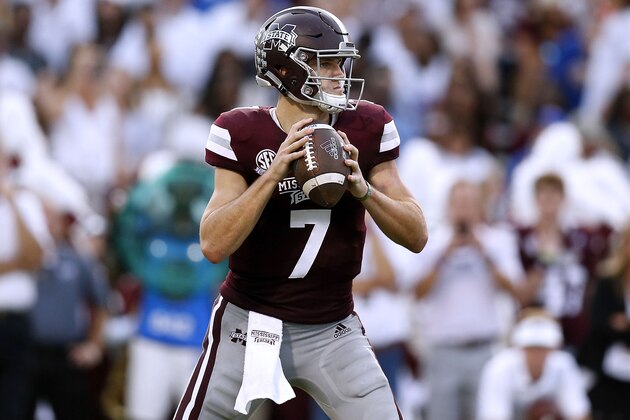 STARKVILLE, MS - SEPTEMBER 29:  Nick Fitzgerald #7 of the Mississippi State Bulldogs throws the ball during the first half against the Florida Gators at Davis Wade Stadium on September 29, 2018 in Starkville, Mississippi.  (Photo by Jonathan Bachman/Getty Images)