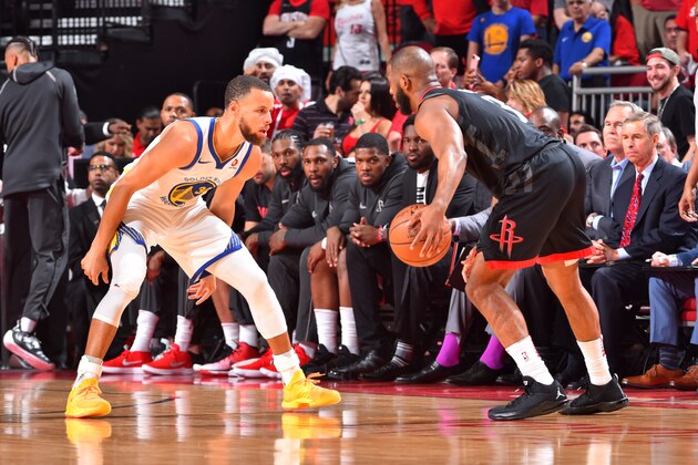 HOUSTON, TX - MAY 24: Stephen Curry #30 of the Golden State Warriors defends Chris Paul #3 of the Houston Rockets during Game Five of the Western Conference Finals of the 2018 NBA Playoffs on May 24, 2018 at the Toyota Center in Houston, Texas. NOTE TO USER: User expressly acknowledges and agrees that, by downloading and or using this photograph, User is consenting to the terms and conditions of the Getty Images License Agreement. Mandatory Copyright Notice: Copyright 2018 NBAE (Photo by Jesse D. Garrabrant/NBAE via Getty Images)