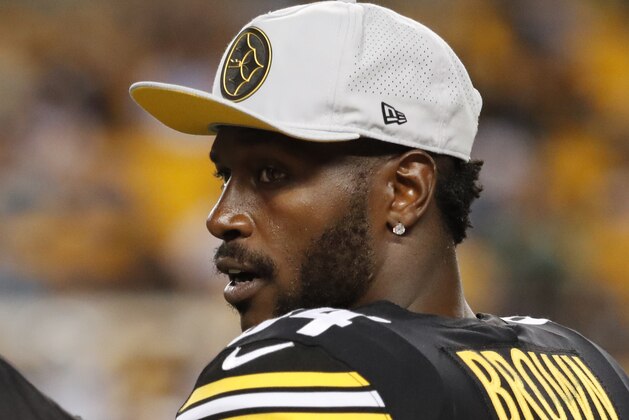 Pittsburgh Steelers wide receiver Antonio Brown (84) stands on the sidelines during the first half of a pre season NFL football game against the Carolina Panthers in Pittsburgh, Thursday, Aug. 30, 2018. (AP Photo/Keith Srakocic)