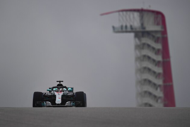 AUSTIN, TX - OCTOBER 19: Lewis Hamilton of Great Britain driving the (44) Mercedes AMG Petronas F1 Team Mercedes WO9 on track during practice for the United States Formula One Grand Prix at Circuit of The Americas on October 19, 2018 in Austin, United States.  (Photo by Clive Mason/Getty Images)