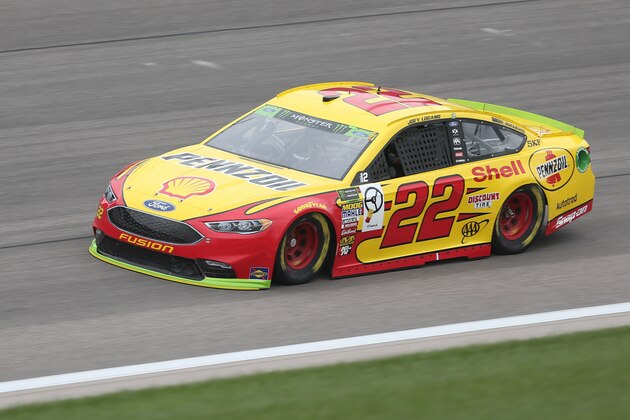 KANSAS CITY, KS - OCTOBER 19:  Joey Logano, driver of the #22 Shell Pennzoil Ford, practices for the Monster Energy NASCAR Cup Series Hollywood Casino 400 at Kansas Speedway on October 19, 2018 in Kansas City, Kansas.  (Photo by Matt Sullivan/Getty Images)