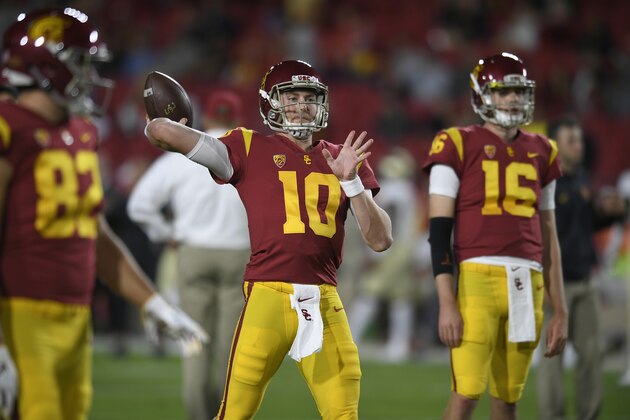 LOS ANGELES, CA - OCTOBER 13: Quarterback Jack Sears #10 of the USC Trojans warms up before playing Colorado Buffaloes at Los Angeles Memorial Coliseum on October 13, 2018 in Los Angeles, California. (Photo by John McCoy/Getty Images) LOS ANGELES, CA - OCTOBER 13: Quarterback Jack Sears #10 of the USC Trojans warms up before playing Colorado Buffaloes at Los Angeles Memorial Coliseum on October 13, 2018 in Los Angeles, California. (Photo by John McCoy/Getty Images)