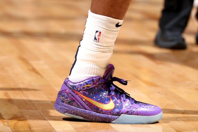 MINNEAPOLIS, MN - OCTOBER 22: The sneakers worn by Jeff Teague #0 of the Minnesota Timberwolves against the Indiana Pacers on October 22, 2018 at Target Center in Minneapolis, Minnesota. NOTE TO USER: User expressly acknowledges and agrees that, by downloading and or using this Photograph, user is consenting to the terms and conditions of the Getty Images License Agreement. Mandatory Copyright Notice: Copyright 2018 NBAE (Photo by David Sherman/NBAE via Getty Images)