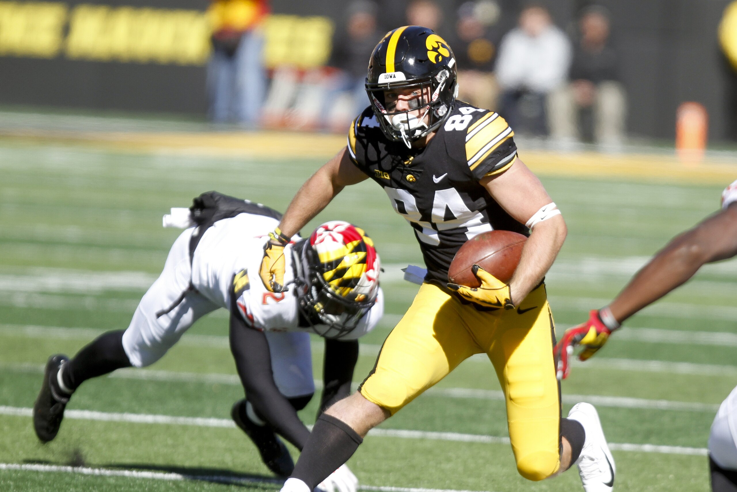 IOWA CITY, IOWA- OCTOBER 20: Wide receiver Nick Easley #84 of the Iowa Hawkeyes runs up the field during the first half in front of defensive back RaVon Davis #2 of the Maryland Terrapins on October 20, 2018 at Kinnick Stadium, in Iowa City, Iowa. (Photo by Matthew Holst/Getty Images) IOWA CITY, IOWA- OCTOBER 20: Wide receiver Nick Easley #84 of the Iowa Hawkeyes runs up the field during the first half in front of defensive back RaVon Davis #2 of the Maryland Terrapins on October 20, 2018 at Kinnick Stadium, in Iowa City, Iowa. (Photo by Matthew Holst/Getty Images)