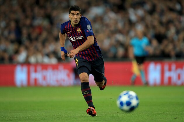 LONDON, ENGLAND - OCTOBER 03: Luis Suarez of FC Barcelona during the Group B match of the UEFA Champions League between Tottenham Hotspur and FC Barcelona at Wembley Stadium on October 3, 2018 in London, United Kingdom. (Photo by Marc Atkins/Getty Images) LONDON, ENGLAND - OCTOBER 03: Luis Suarez of FC Barcelona during the Group B match of the UEFA Champions League between Tottenham Hotspur and FC Barcelona at Wembley Stadium on October 3, 2018 in London, United Kingdom. (Photo by Marc Atkins/Getty Images)