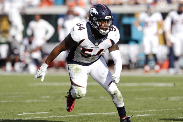 JACKSONVILLE, FL - DECEMBER 4: Linebacker Brandon Marshall #54 of the Denver Broncos during the game against the Jacksonville Jaguars at EverBank Field on December 4, 2016 in Jacksonville, Florida. The Broncos defeated the Jaguars 20 to 10. (Photo by Don Juan Moore/Getty Images)