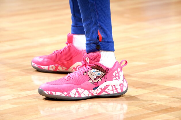 DETROIT, MI - OCTOBER 23: The sneakers worn by Langston Galloway #9 of the Detroit Pistons against the Philadelphia 76ers on October 23, 2018 at Little Caesars Arena in Auburn Hills, Michigan. NOTE TO USER: User expressly acknowledges and agrees that, by downloading and/or using this photograph, User is consenting to the terms and conditions of the Getty Images License Agreement. Mandatory Copyright Notice: Copyright 2018 NBAE (Photo by Chris Schwegler/NBAE via Getty Images)