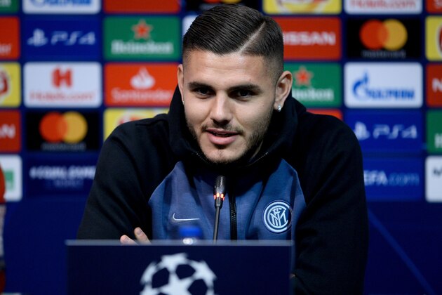 Inter Milan's Argentinian forward Mauro Icardi holds a press conference at the Camp Nou stadium in Barcelona on October 23, 2018 on the eve of the UEFA Champions League football match between FC Barcelona and Inter Milan. (Photo by Josep LAGO / AFP)        (Photo credit should read JOSEP LAGO/AFP/Getty Images)