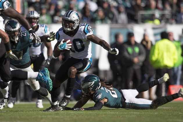 PHILADELPHIA, PA - OCTOBER 21: Curtis Samuel #10 of the Carolina Panthers runs past Avonte Maddox #29 of the Philadelphia Eagles to score a touchdown at Lincoln Financial Field on October 21, 2018 in Philadelphia, Pennsylvania. (Photo by Mitchell Leff/Getty Images)
