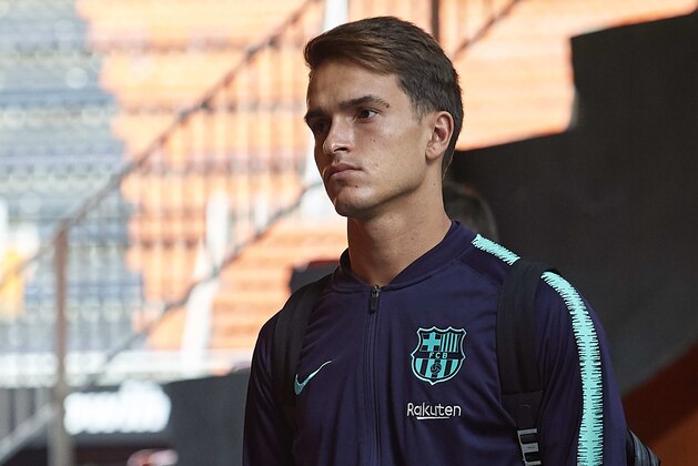 VALENCIA, SPAIN - OCTOBER 07:  Denis Suarez of Barcelona arrives for the La Liga match between Valencia CF and FC Barcelona at Estadio Mestalla on October 7, 2018 in Valencia, Spain.  (Photo by Manuel Queimadelos Alonso/Getty Images)