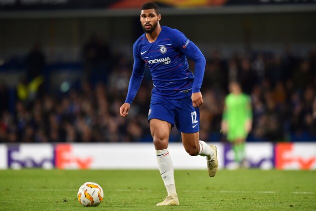 Chelsea's English midfielder Ruben Loftus-Cheek runs with the ball during the UEFA Europa League Group L football match between Chelsea and Bate Borisov at Stamford Bridge in London on October 25, 2018. (Photo by Glyn KIRK / AFP)        (Photo credit should read GLYN KIRK/AFP/Getty Images)