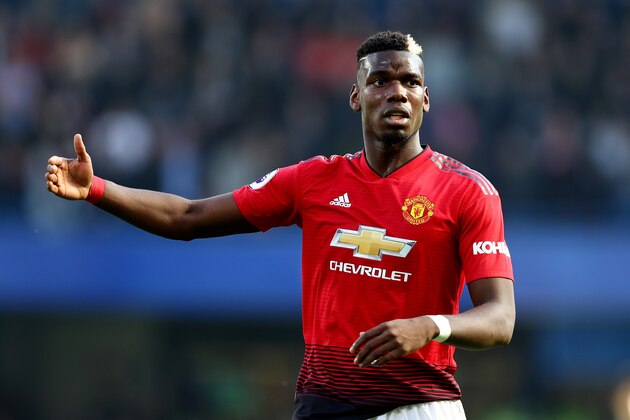 LONDON, ENGLAND - OCTOBER 20:  Paul Pogba of Manchester United gestures during the Premier League match between Chelsea FC and Manchester United at Stamford Bridge on October 20, 2018 in London, United Kingdom.  (Photo by Clive Rose/Getty Images)